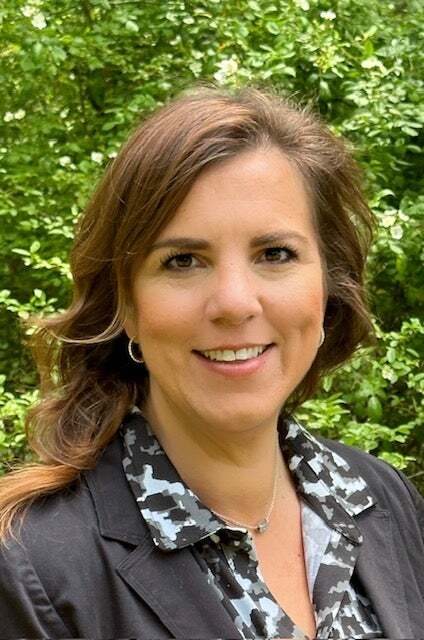 Christie Martin, Associate Real Estate Broker in Tullahoma, Wright Realty