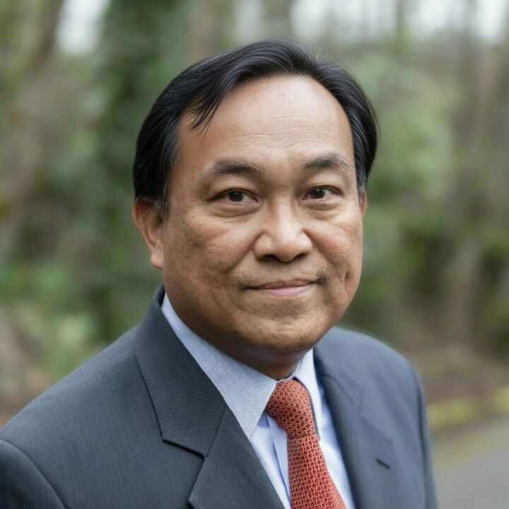 Franco Mayoya, Real Estate Broker in Lynnwood, Real Estate Center