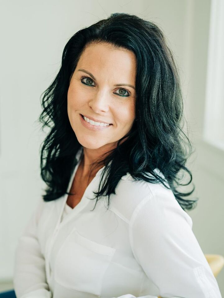 Nicole Readdick, Associate Broker in Kingsland, Access Realty