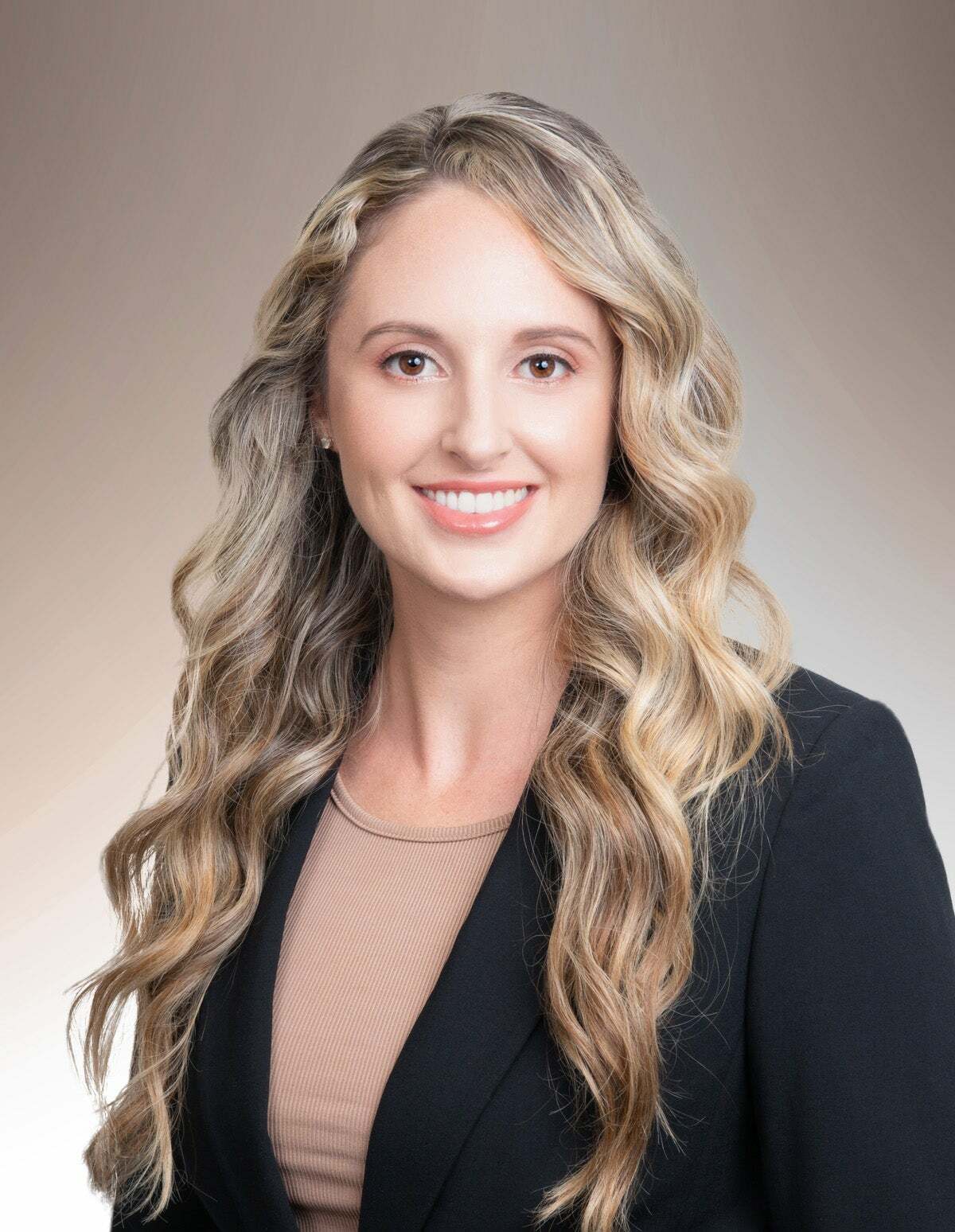 Haley Stitt (RA), Real Estate Salesperson in Kapolei, Advantage Realty