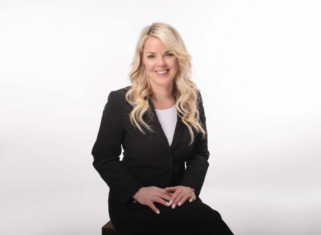 Lisa Carter, Real Estate Salesperson in Jonesboro, Village Communities