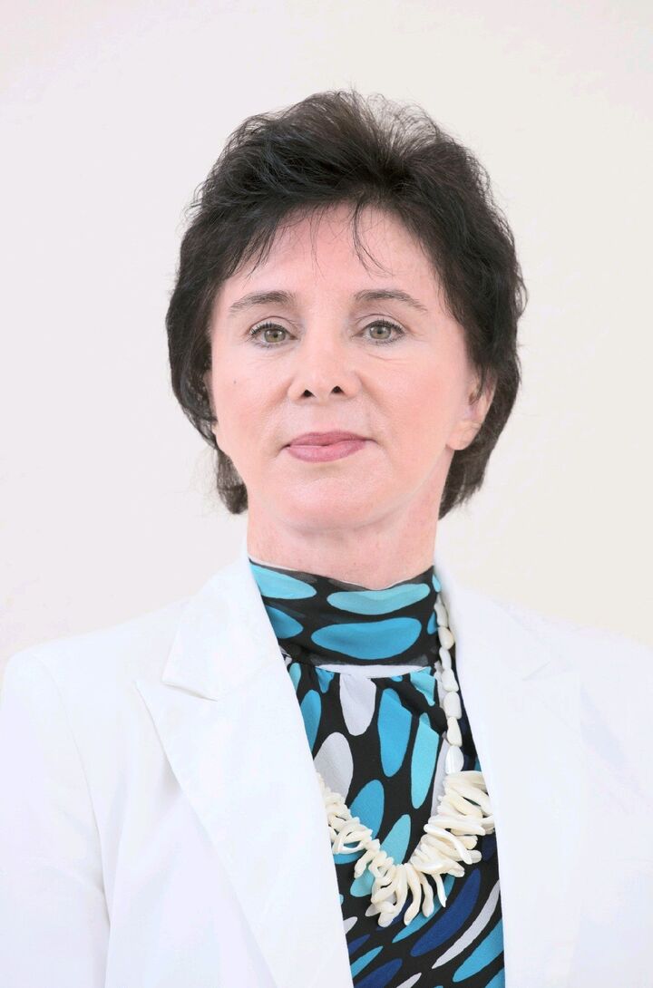 Janice Clary, Associate Real Estate Broker in Ormond Beach, Premier Properties