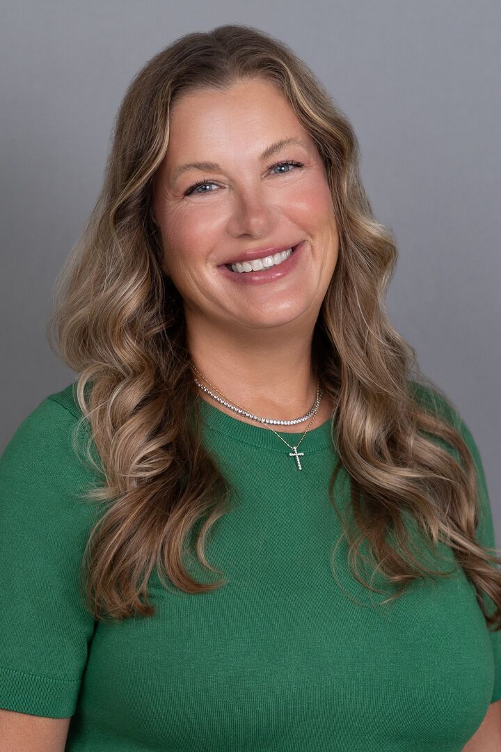 Michele McKinley, REALTOR® in Ewa Beach, Refined