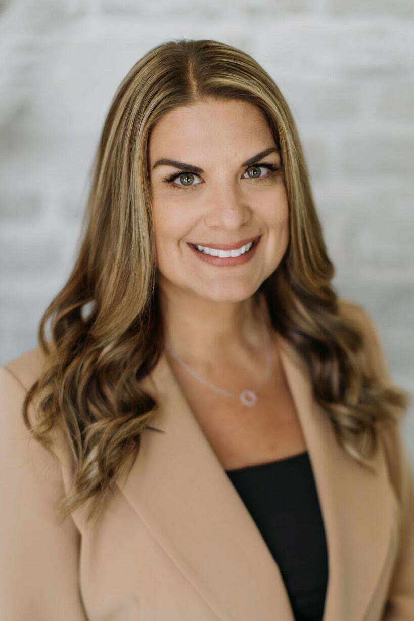 Alicia Barron, Real Estate Salesperson in Vacaville, Kappel Gateway Realty