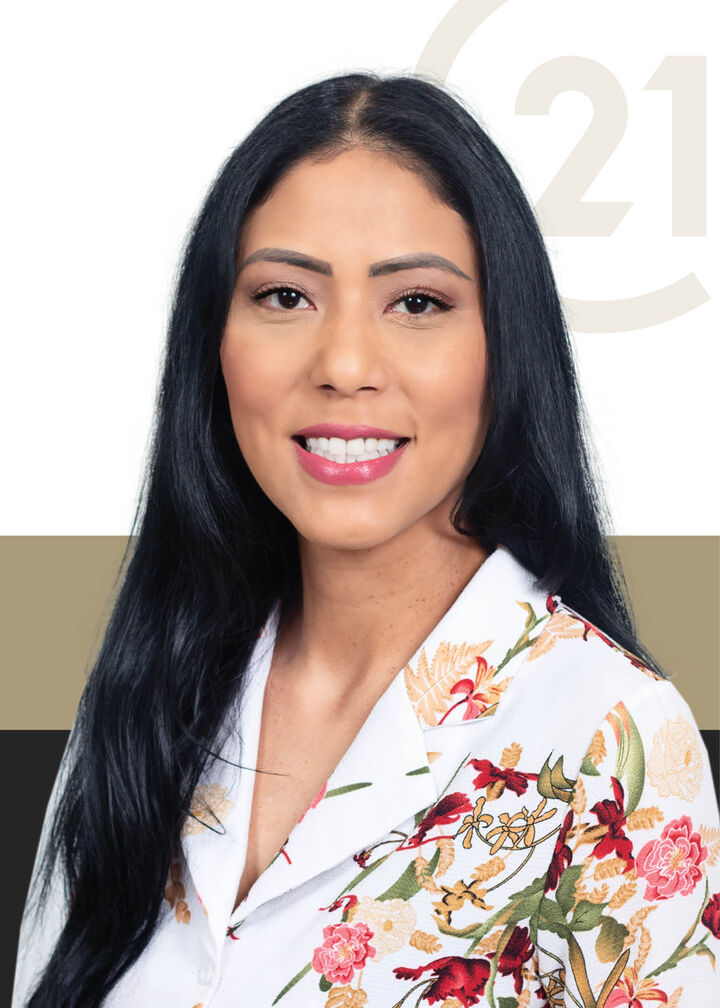 Rosa Marquez,  in Lake Charles, Bessette Flavin