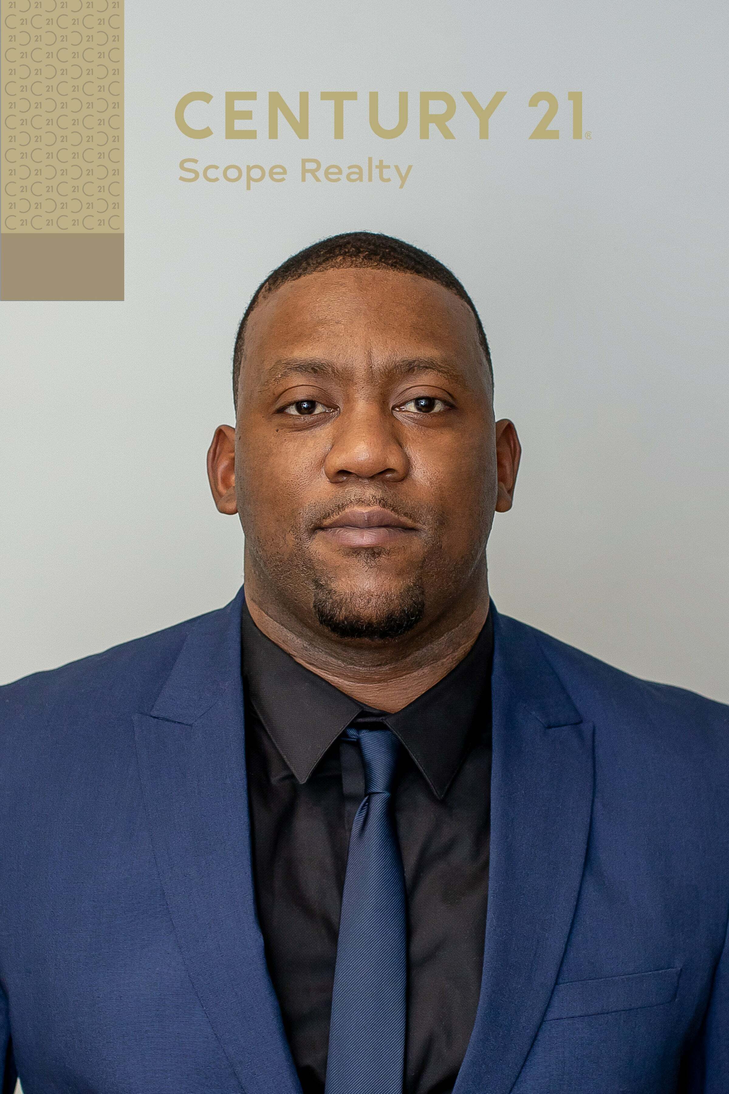 Javaun Maximay, Real Estate Salesperson in New York, Scope Realty