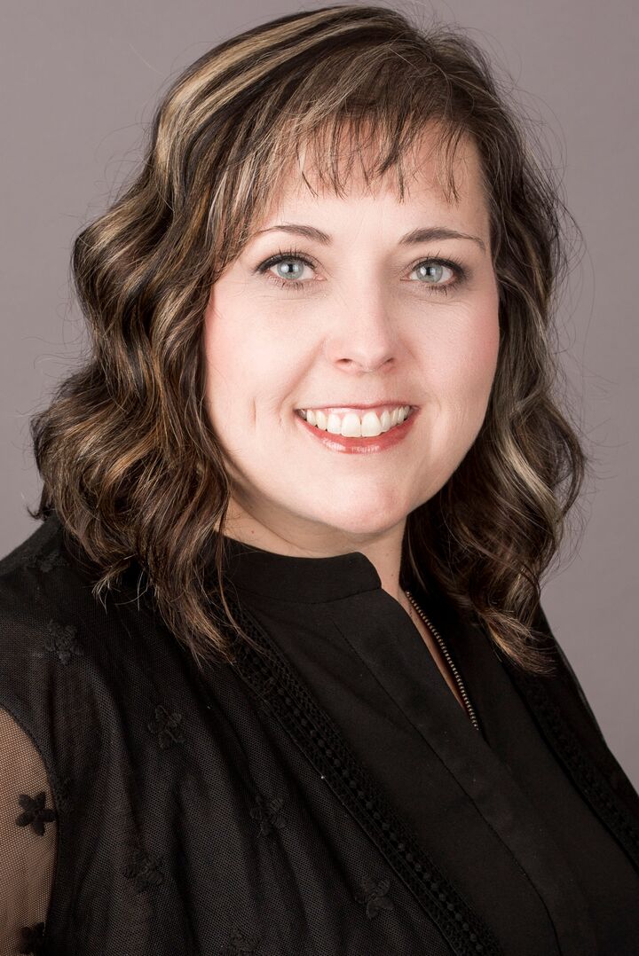Jenny McLean, Real Estate Broker in Canby, Realty Partners