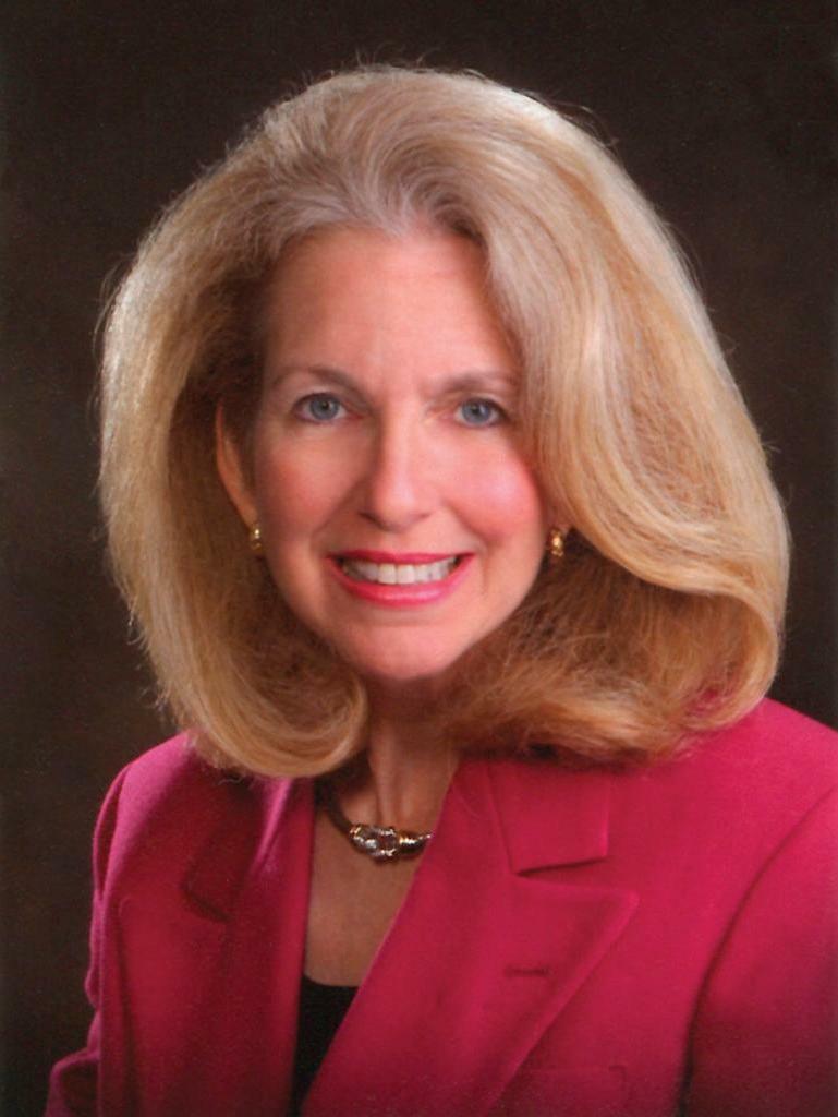 Roslyn Levy, Real Estate Salesperson in Gainesville, M.M. Parrish Realtors