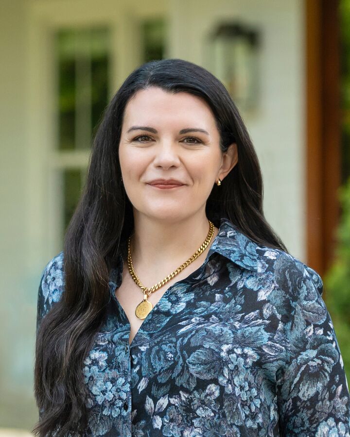 Chelsea Ward, Real Estate Broker in Raleigh, DeRonja Real Estate