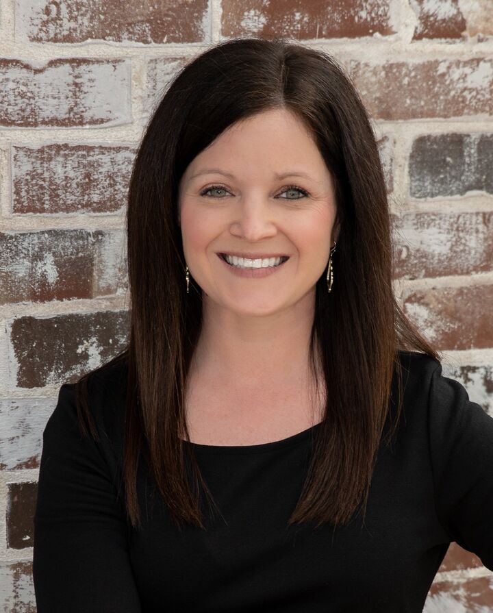 Samantha McLelland, Real Estate Salesperson in Bentonville, Harris McHaney & Faucette