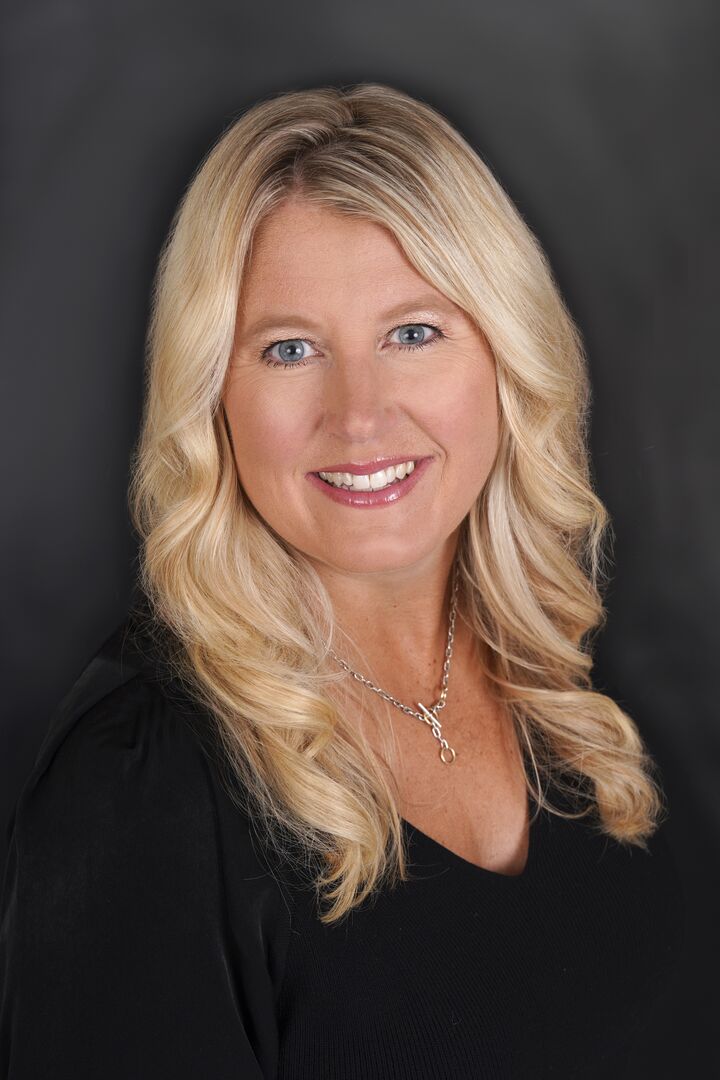 Laura Qualtier,  in Naperville, john greene Realtor
