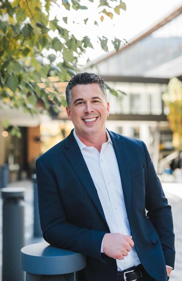 Charlie Sirianni, Managing Broker in Mercer Island, Windermere