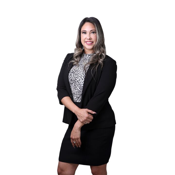 Clara Escamilla,  in Bloomington, Synergia Realty