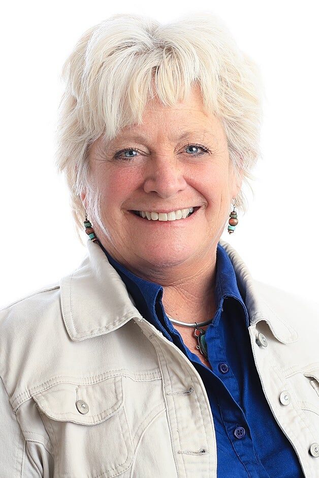 Erin Estes, Associate Real Estate Broker in Cottonwood, Northland