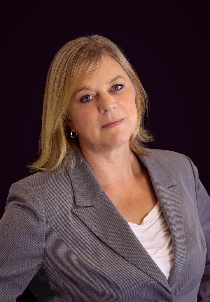 Anita Boven, Real Estate Salesperson in Clare, Signature Realty