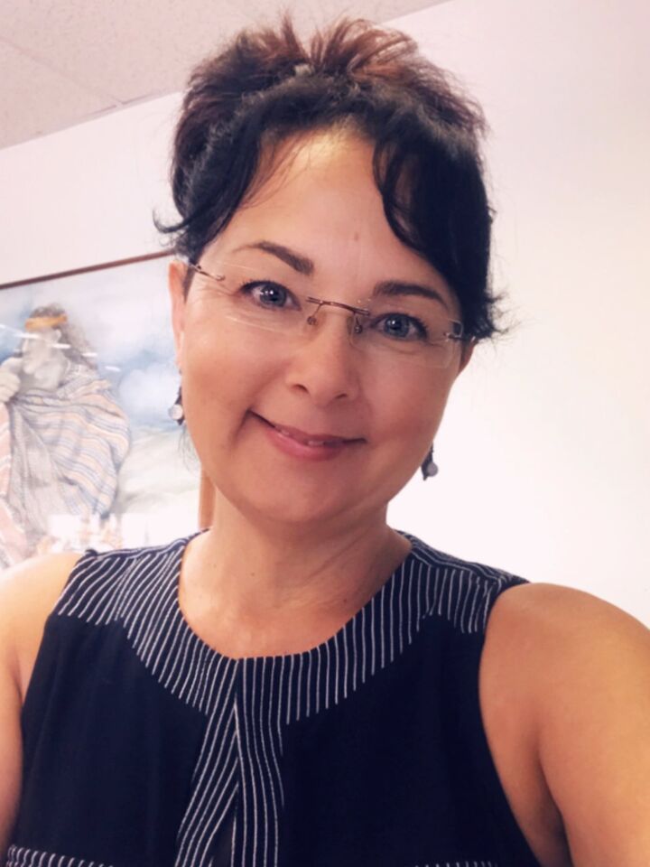 Kim Rodrigues,  in Kamuela, Pacific Properties