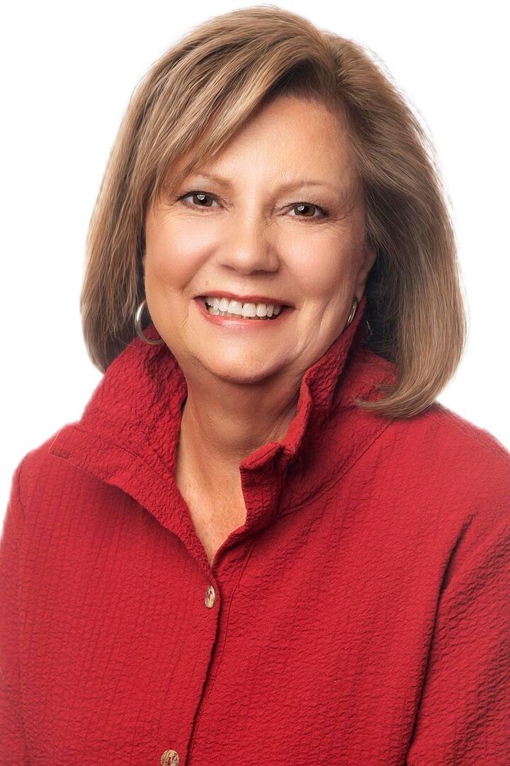 Teresa Bidez, Associate Real Estate Broker in Blue Ridge, High Country Realty