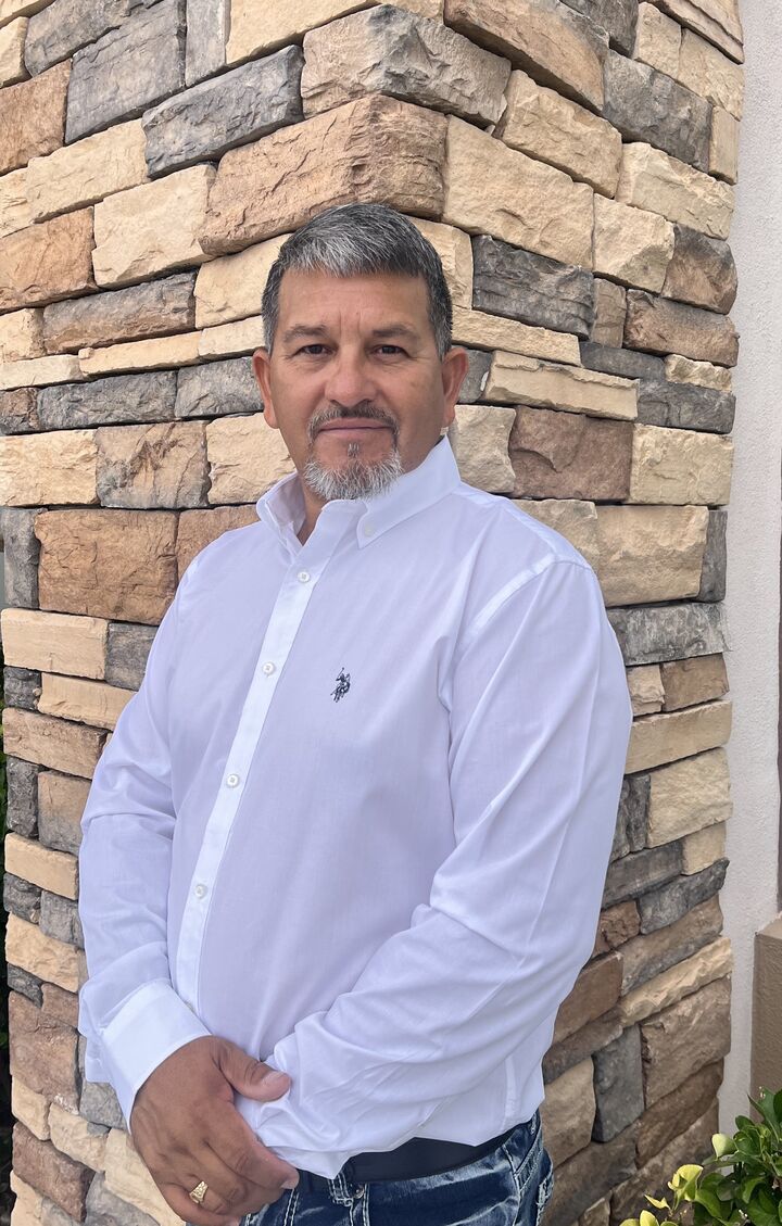 Raul Perez, Real Estate Salesperson in El Paso, Heritage Real Estate
