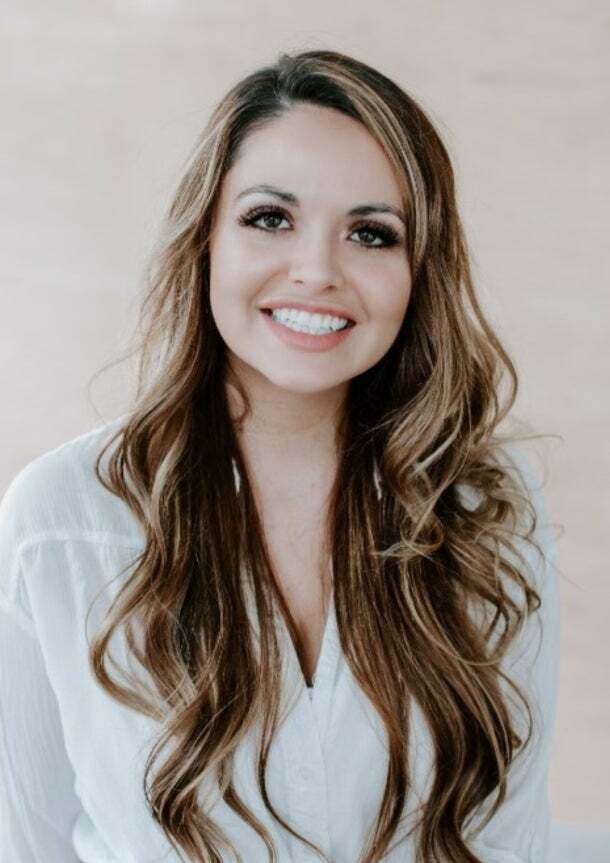 Mariah Vasquez, Real Estate Salesperson in Sunriver, North Homes Realty