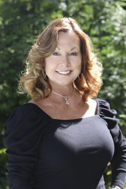 Kathy McDonald,  in O Fallon, Brown Realtors