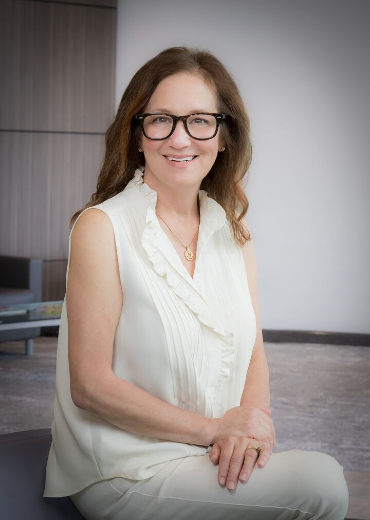 Lisa Linn, Real Estate Salesperson in Newtown, Hearthside