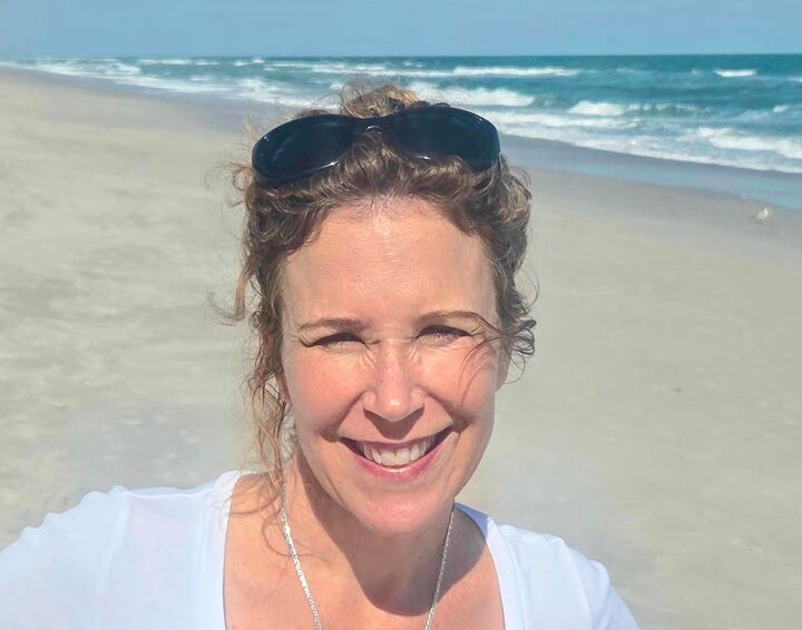 Shannon Katz,  in Indialantic, Circle