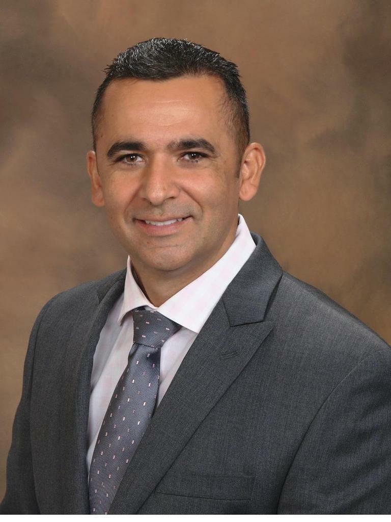 Robert Alvidrez, Real Estate Salesperson in Moreno Valley, Town & Country
