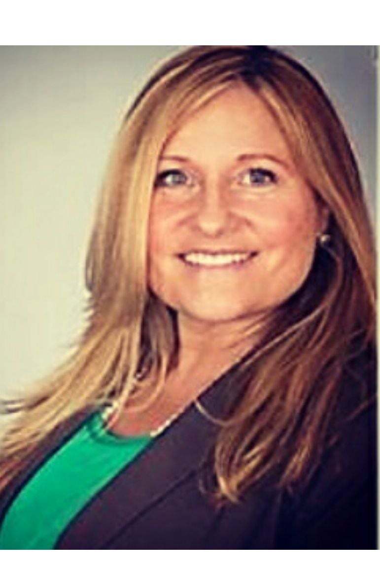 Helen Borges, Sales Associate in Orlando, Florida