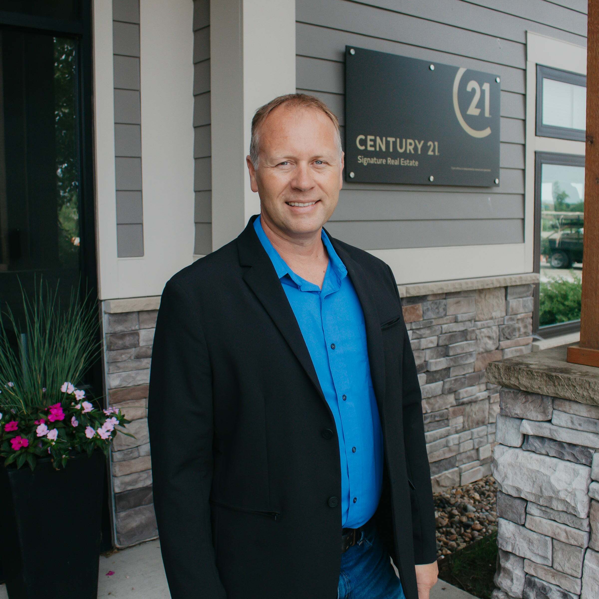 Colby Kostman, Real Estate Salesperson in Ames, Signature Real Estate