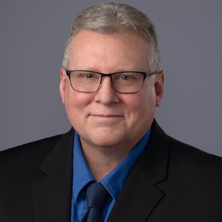 Jerry Hurst, Associate Real Estate Broker in Fort Wayne, Bradley Realty, Inc.