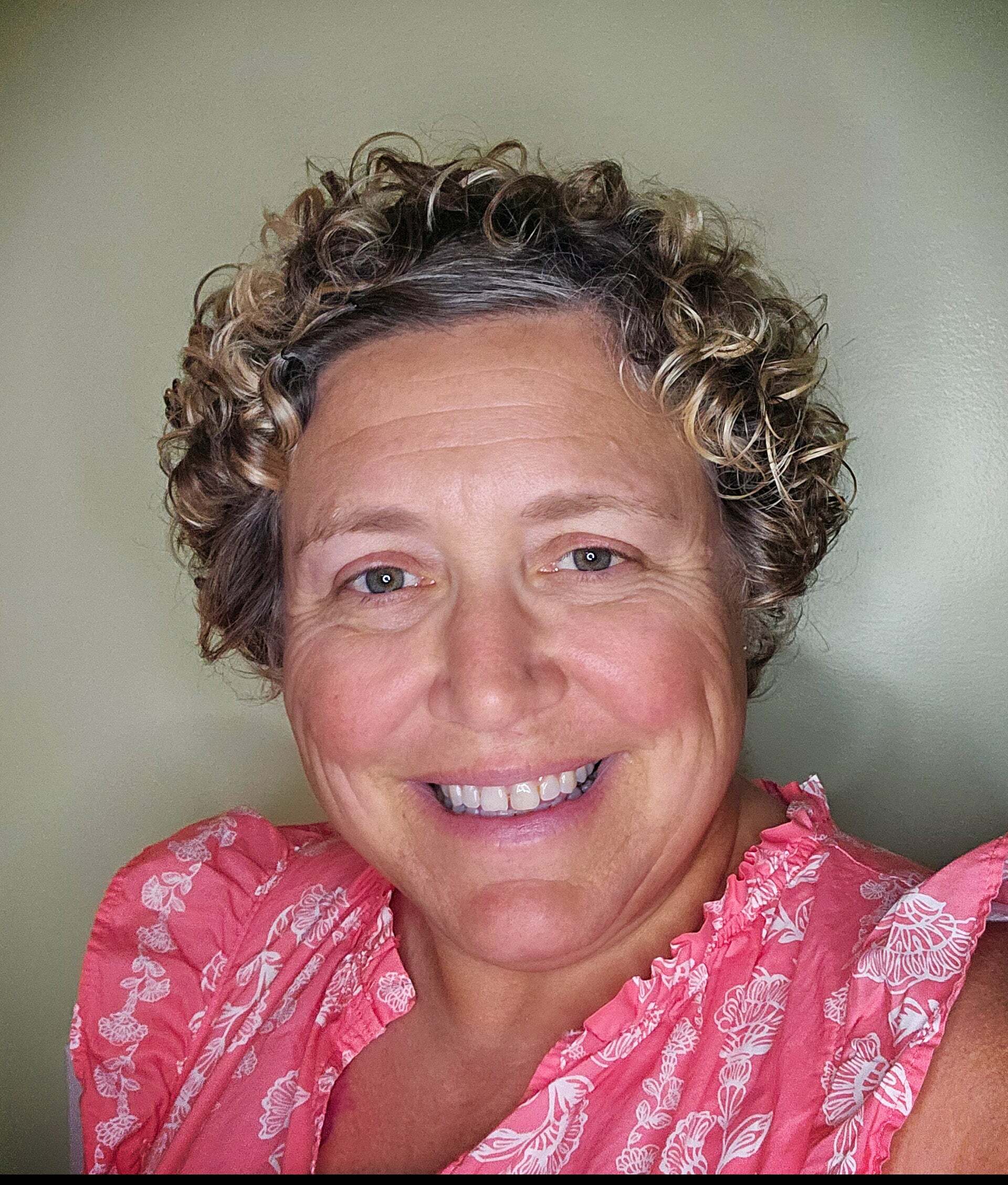 Amy Howe, Real Estate Salesperson in Hillsdale, Groves Real Estate