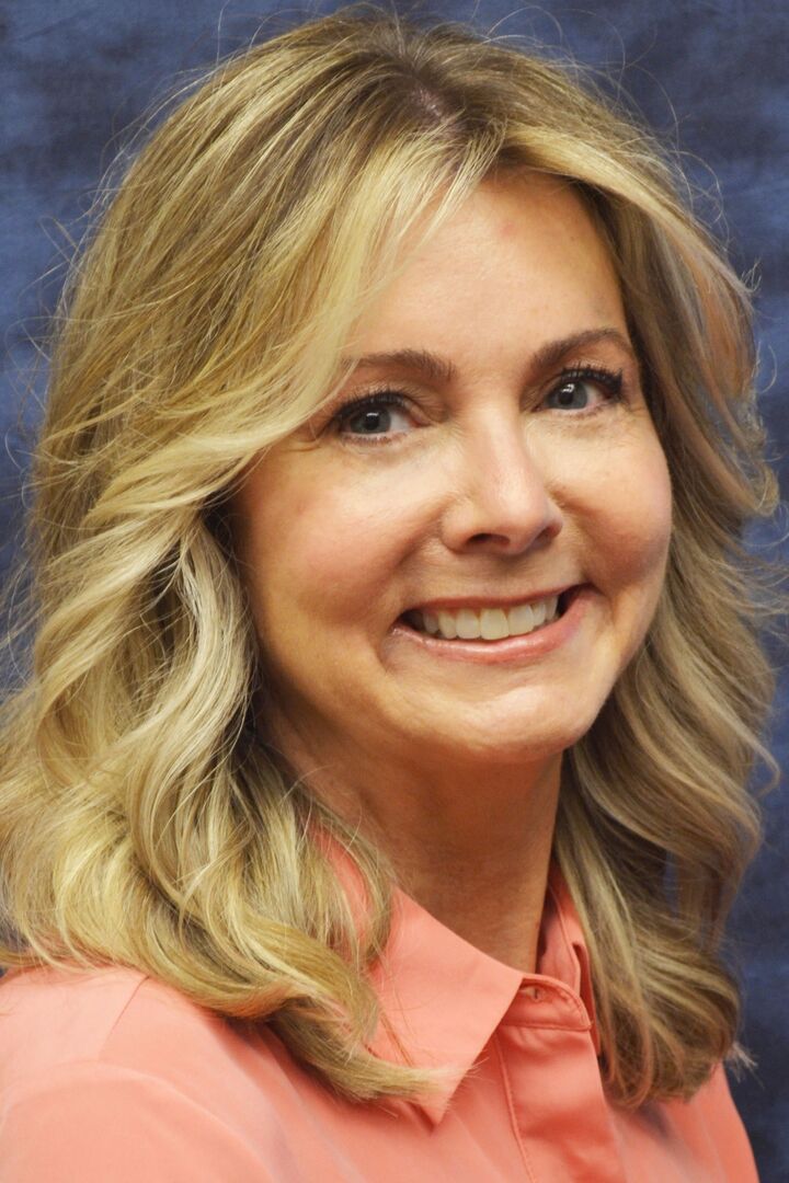 CINDA PERRY, Real Estate Salesperson in Clarksville, Southern Realty