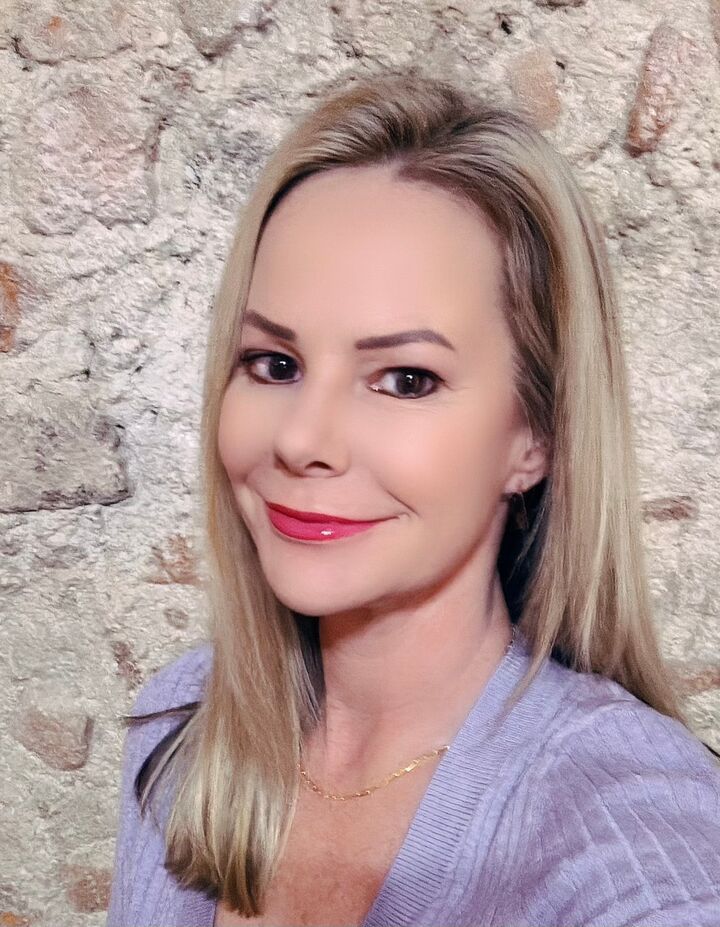 Scarlett Williams, Real Estate Salesperson in Celebration, Carioti