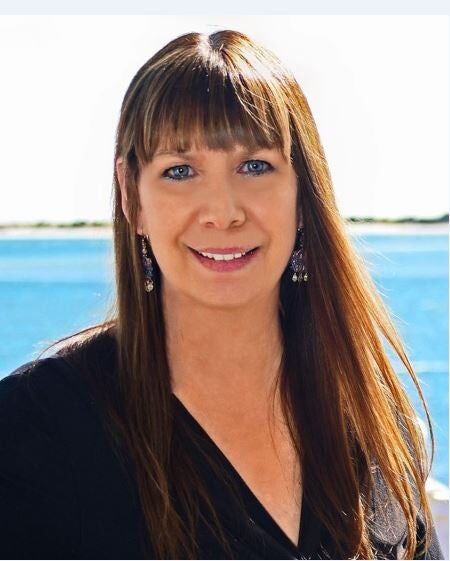Barbara McGinn,  in Babylon, Realty Connect