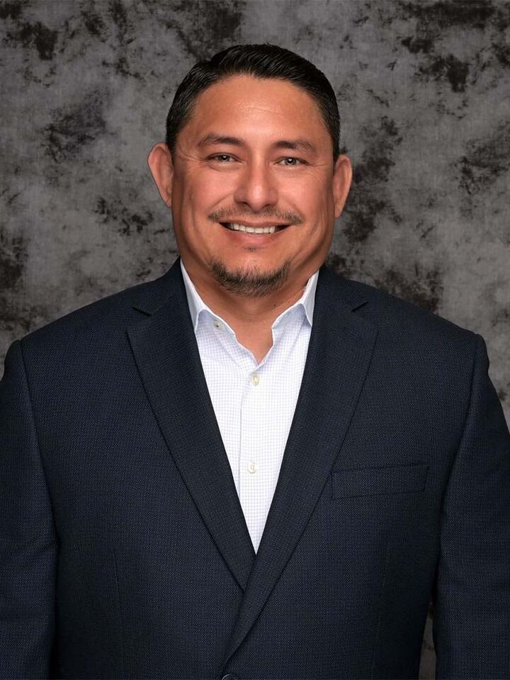 Armando Garcia, Real Estate Salesperson in Chula Vista, Affiliated