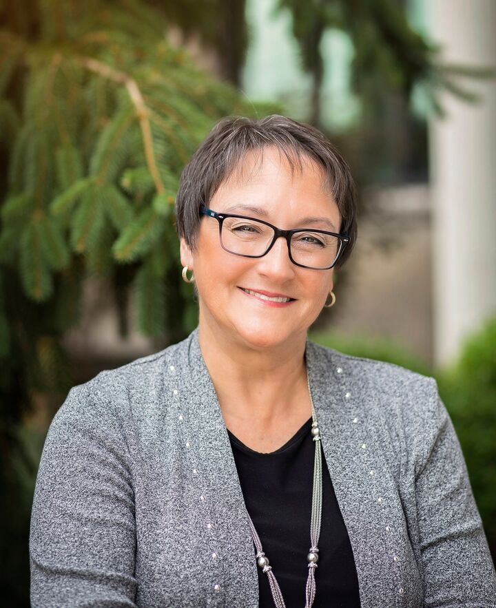 Linda Leesman, Real Estate Salesperson in Dayton, Heritage