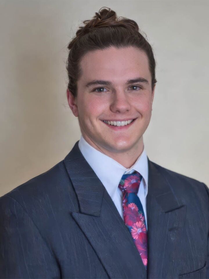 Lucas Rhoades, Real Estate Salesperson in Hillsdale, Affiliated