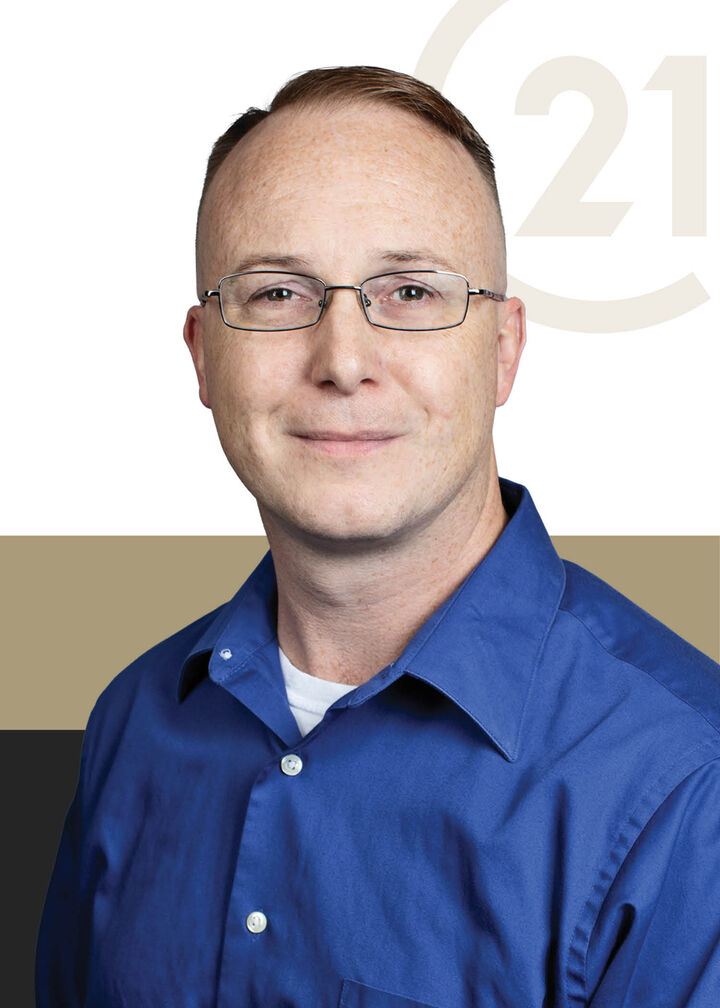 Joshua Migues,  in Lake Charles, Bessette Flavin