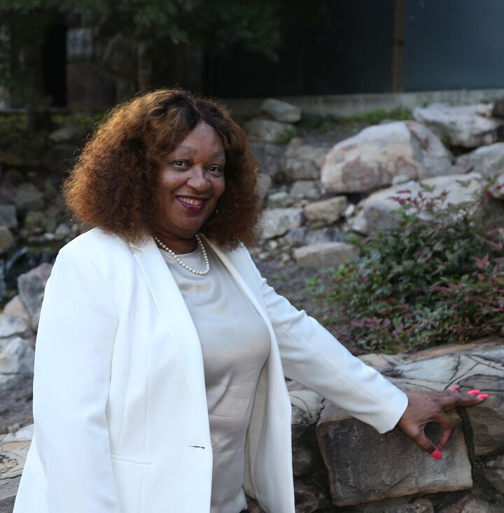 Deborah Davis, Real Estate Broker in High Point, Total Real Estate Solutions
