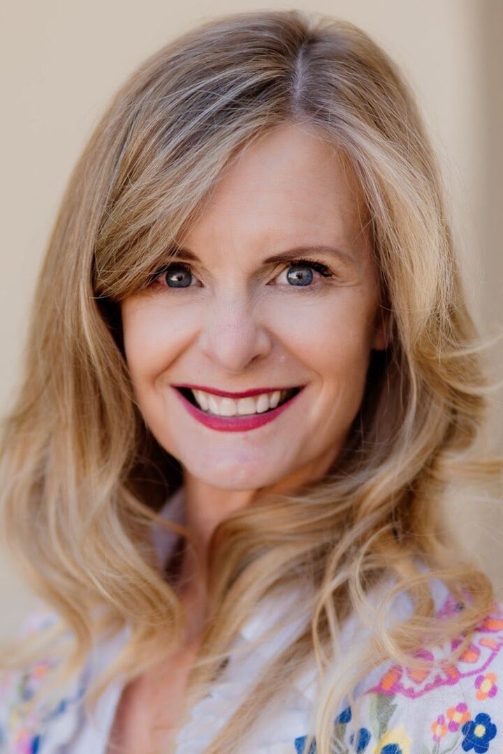 Lisa Christensen, Real Estate Broker in Kennewick, Tomlinson