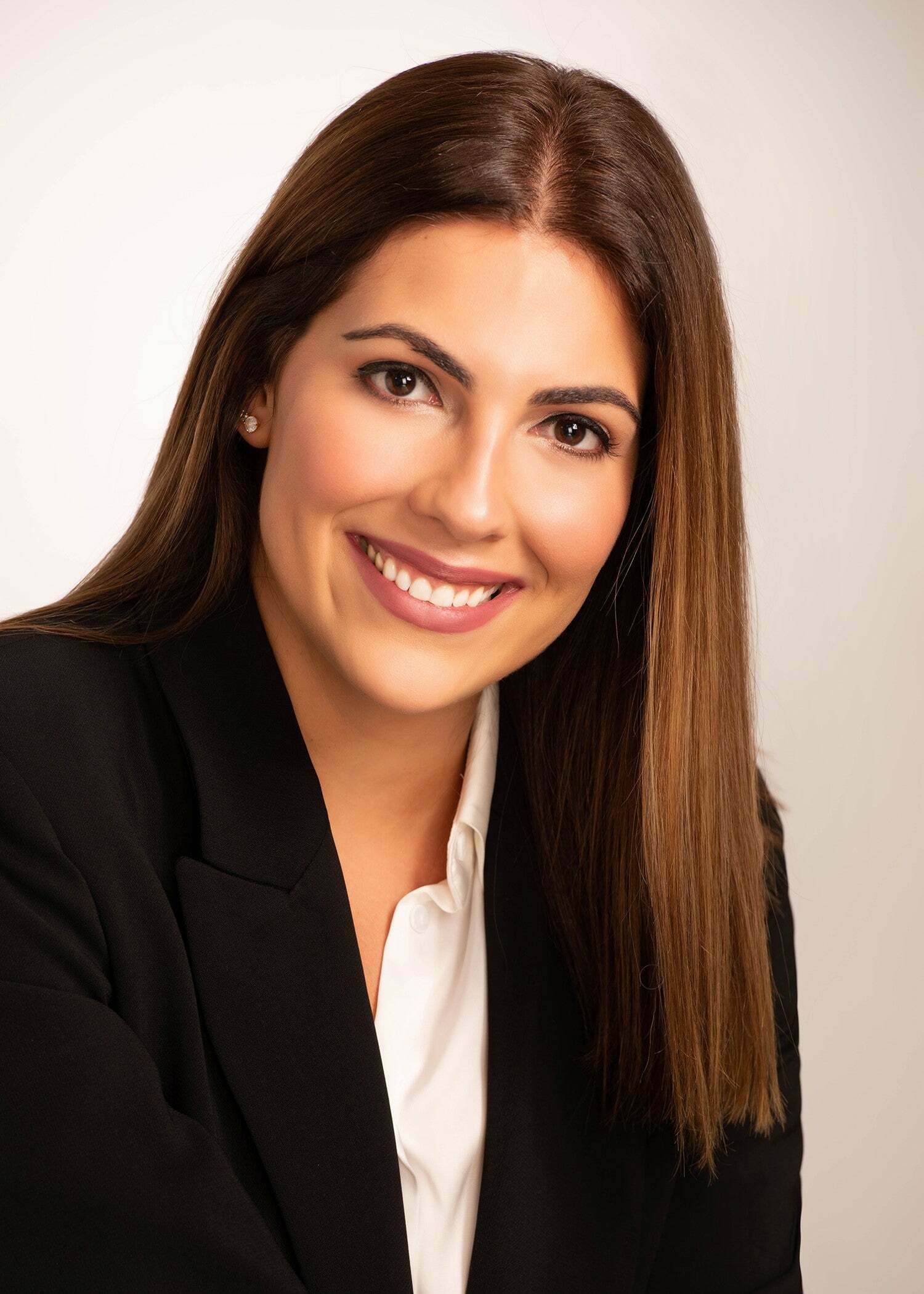 Lisandra Castro, Real Estate Salesperson in Miami, First Service Realty ERA Powered