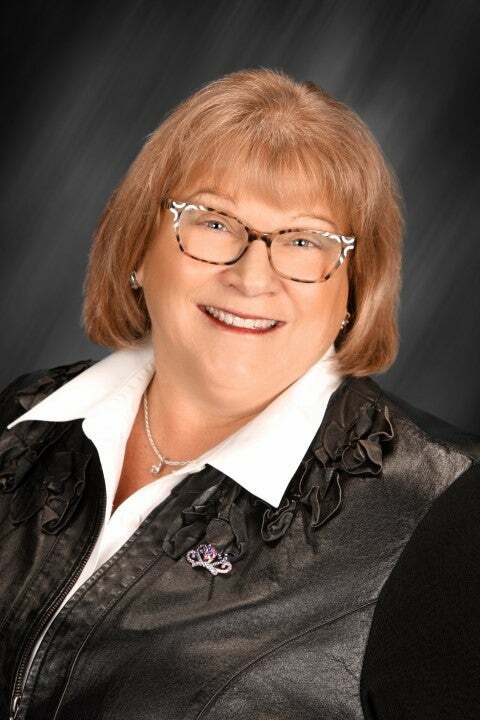 Cindy Ford, Real Estate Salesperson in Wichita, Alliance