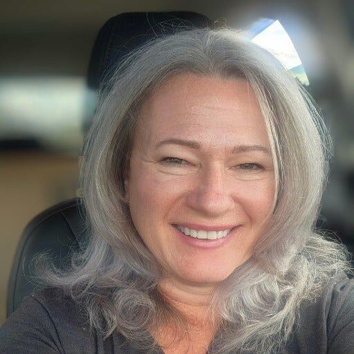Kimberly Lavery, Real Estate Salesperson in Old Saybrook, Executive Real Estate
