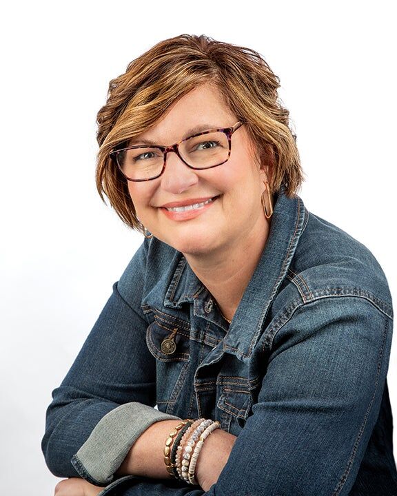 Shannon Hall, Real Estate Broker/Real Estate Salesperson in Litchfield, Reid Baugher Realty