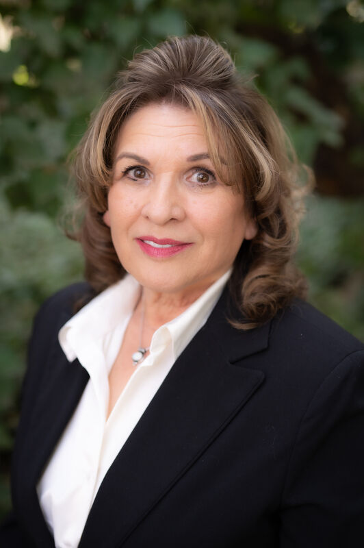 Lorraine Munoz, REALTOR® in Cameron Park, Windermere