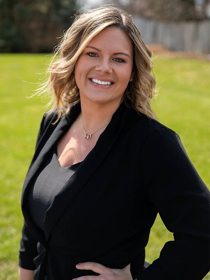 Lyndsey Bush-McVeigh, Real Estate Salesperson in Saint Johns, Affiliated