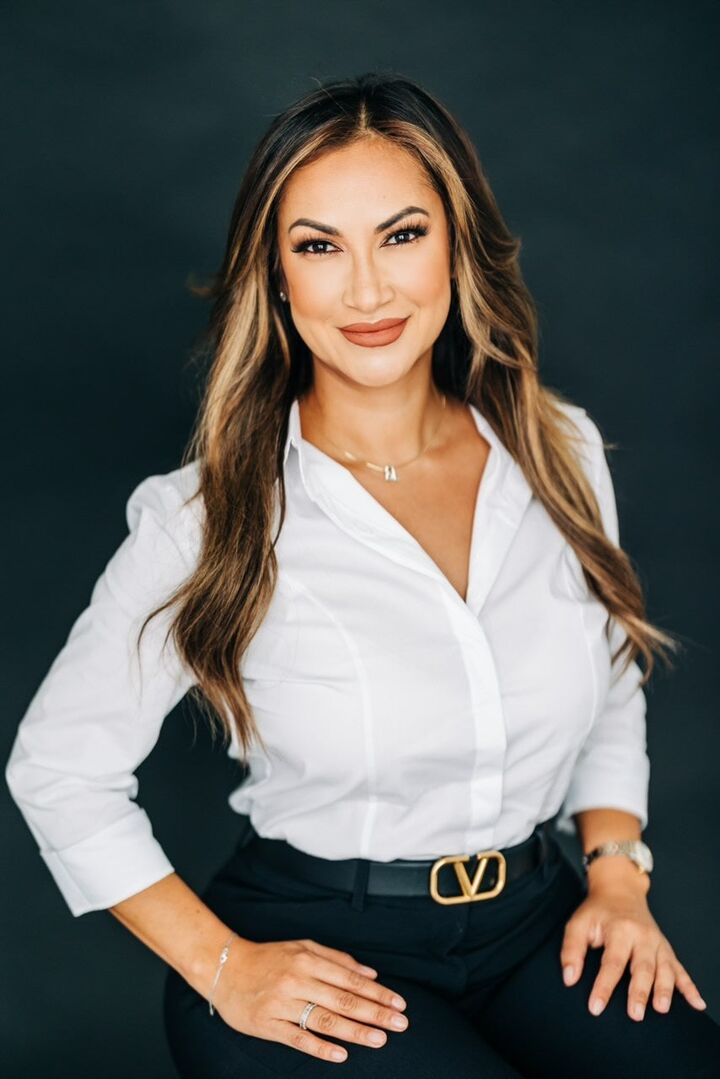 Fulvia Garcia, Real Estate Salesperson in Downey, LOTUS