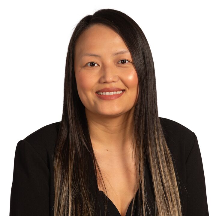 Li Xiong, Real Estate Broker in Hickory, Foothills