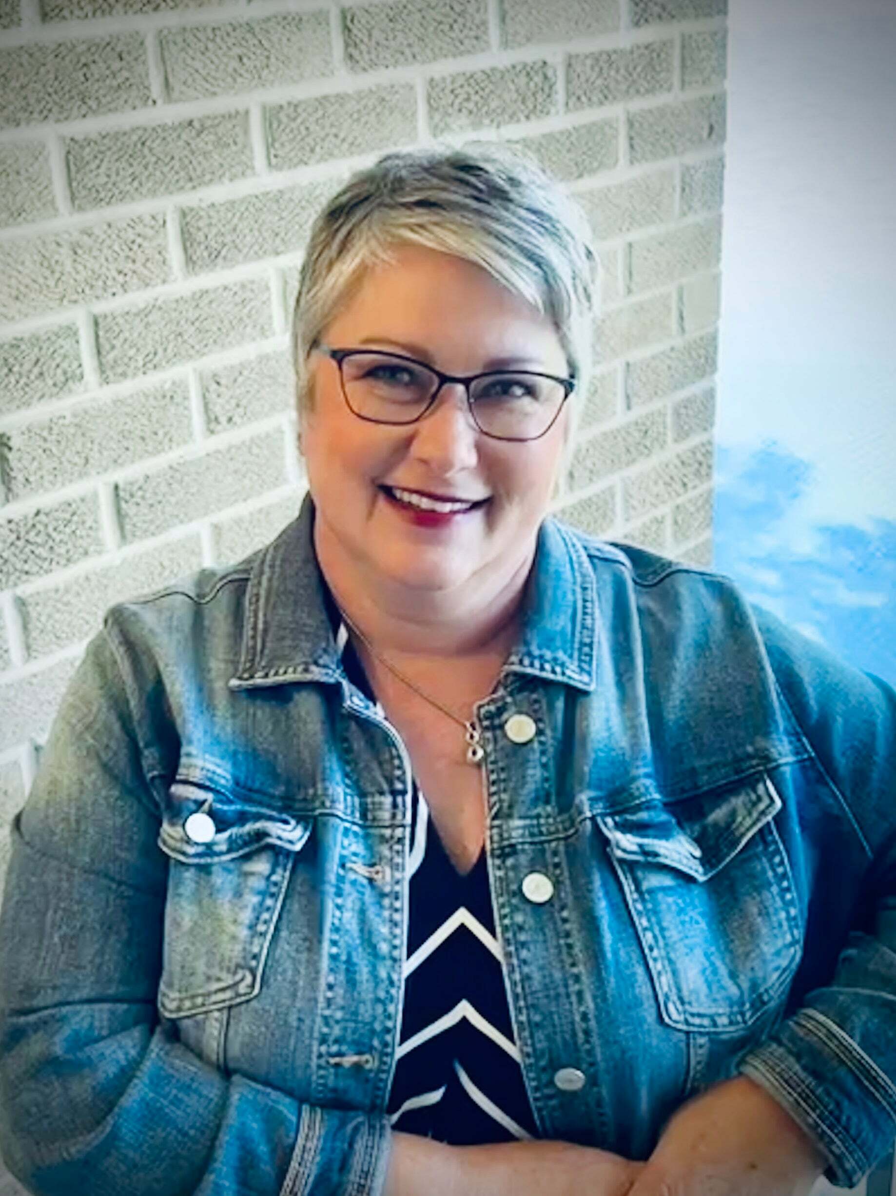 Stephanie Schroeder, Real Estate Salesperson in Elkhorn, The Good Life Group