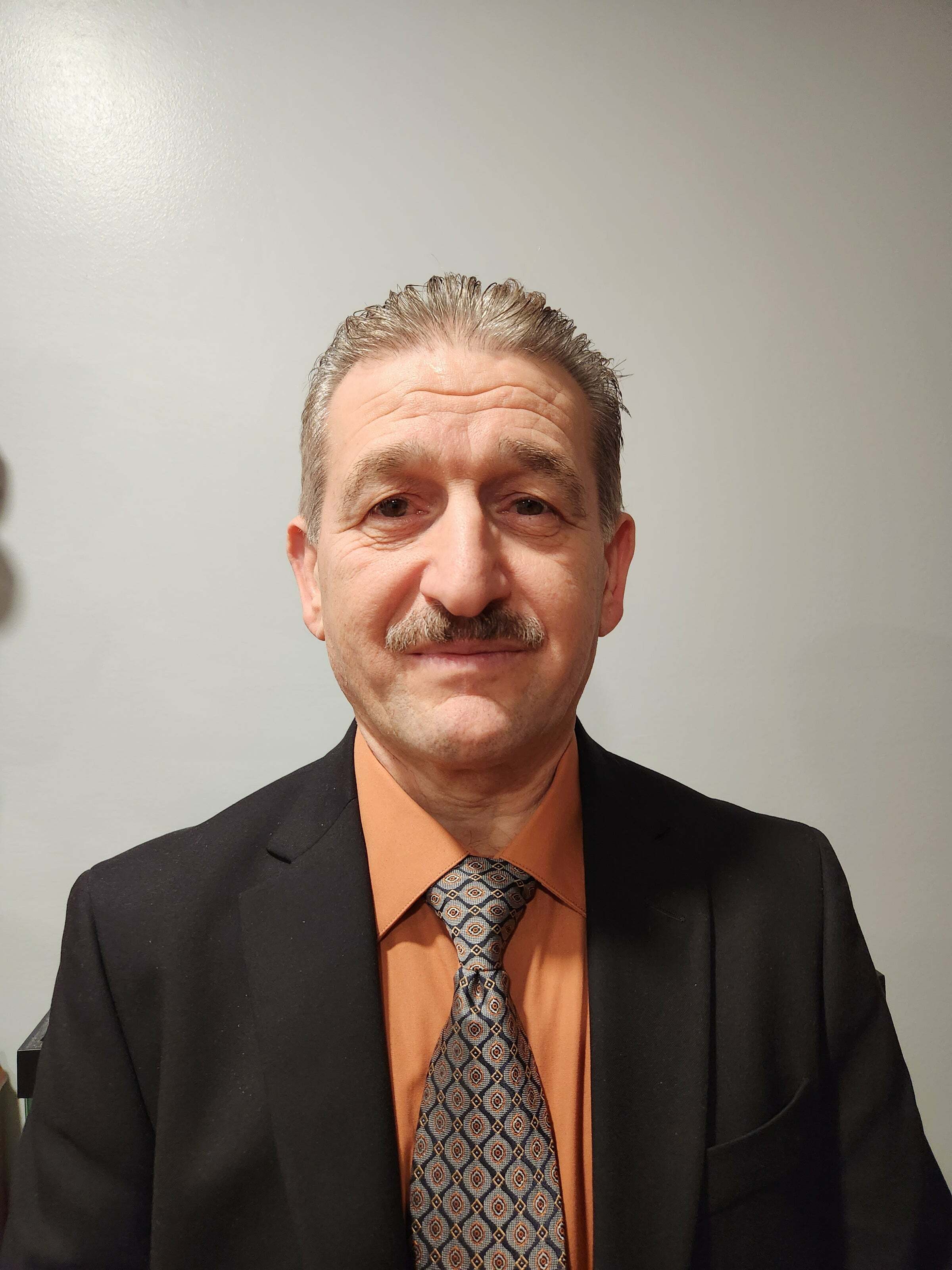 Tom Azuz, Real Estate Salesperson in Shelby Township, Town & Country